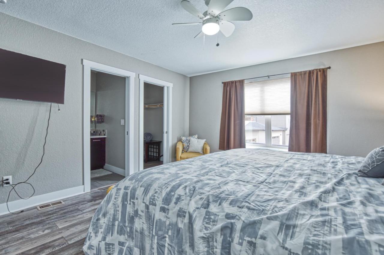 Modern Townhome Near Old Town, Breweries, & River! Fort Collins Kültér fotó