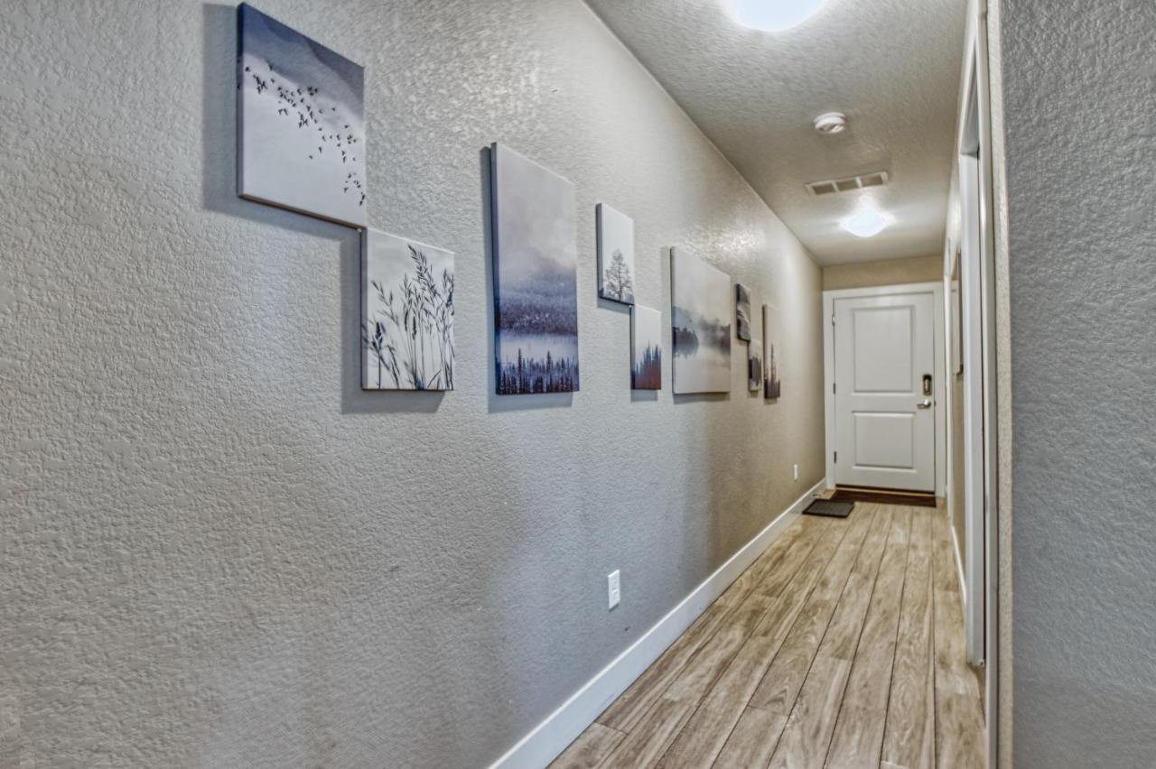 Modern Townhome Near Old Town, Breweries, & River! Fort Collins Kültér fotó